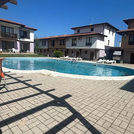 Donevi Apartment