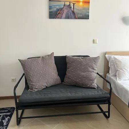 Apartment Donevi